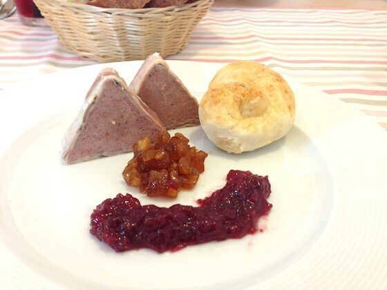 pastika-6124189