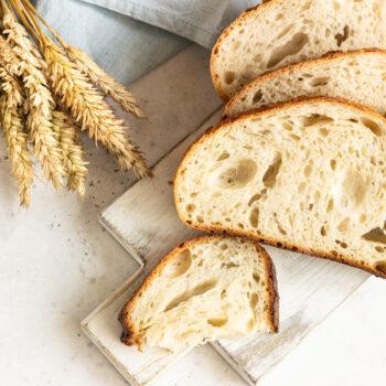 jednoduchý bílý chléb