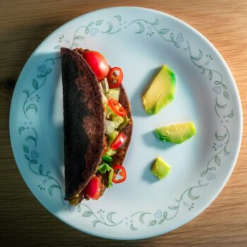 vegetarianske-tacos-s-avokadem-recept