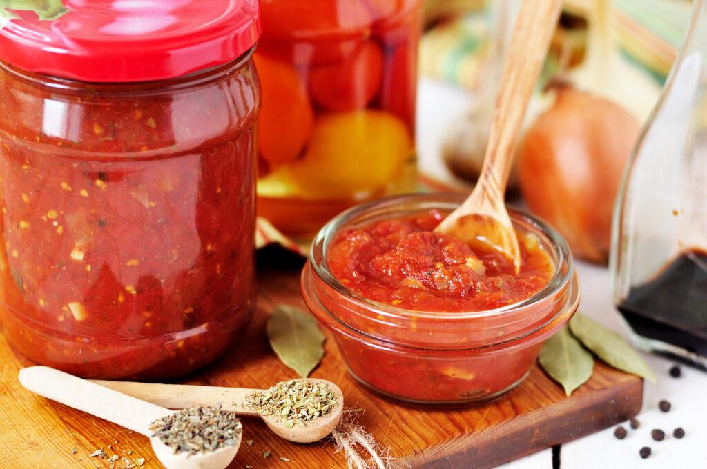 konzervovaná salsa
