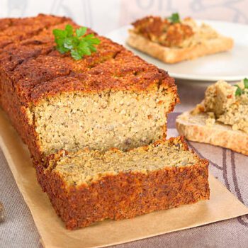 vegetarian-meat-loaf-with-lentils-nuts-and-quinoa
