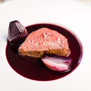 omáčka ze šalotky a červeného vína