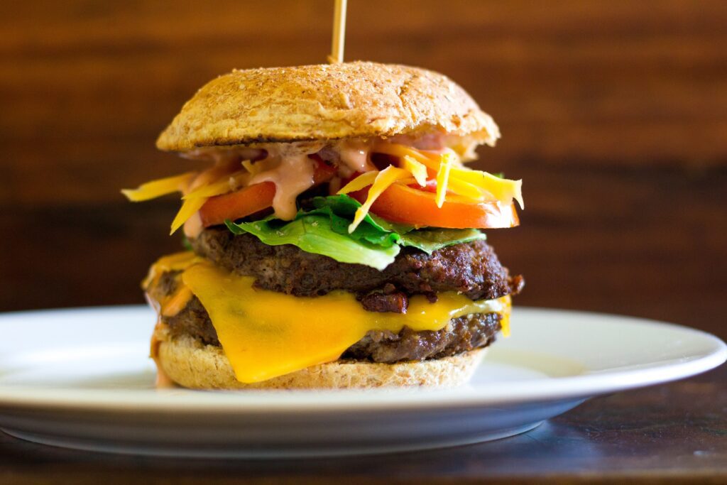 Jak udělat maso na burger na pánvi?
