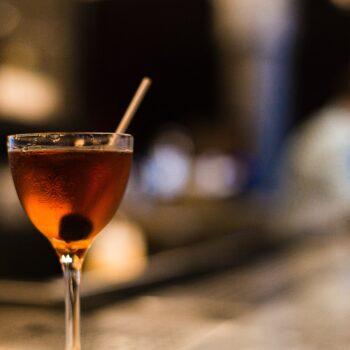 koktejl-manhattan-s-bourbonem
