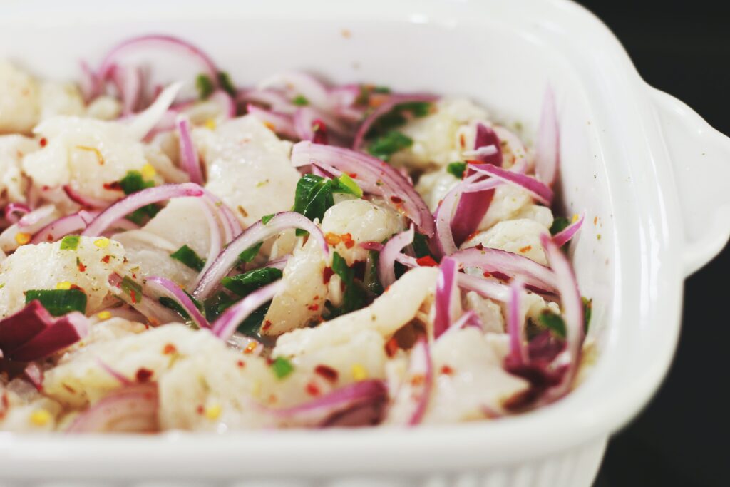 peruanske-rybi-ceviche